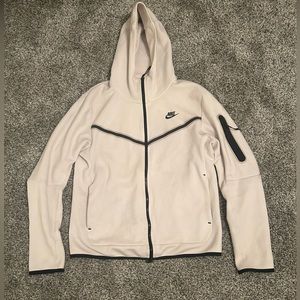 White Nike tech fleece